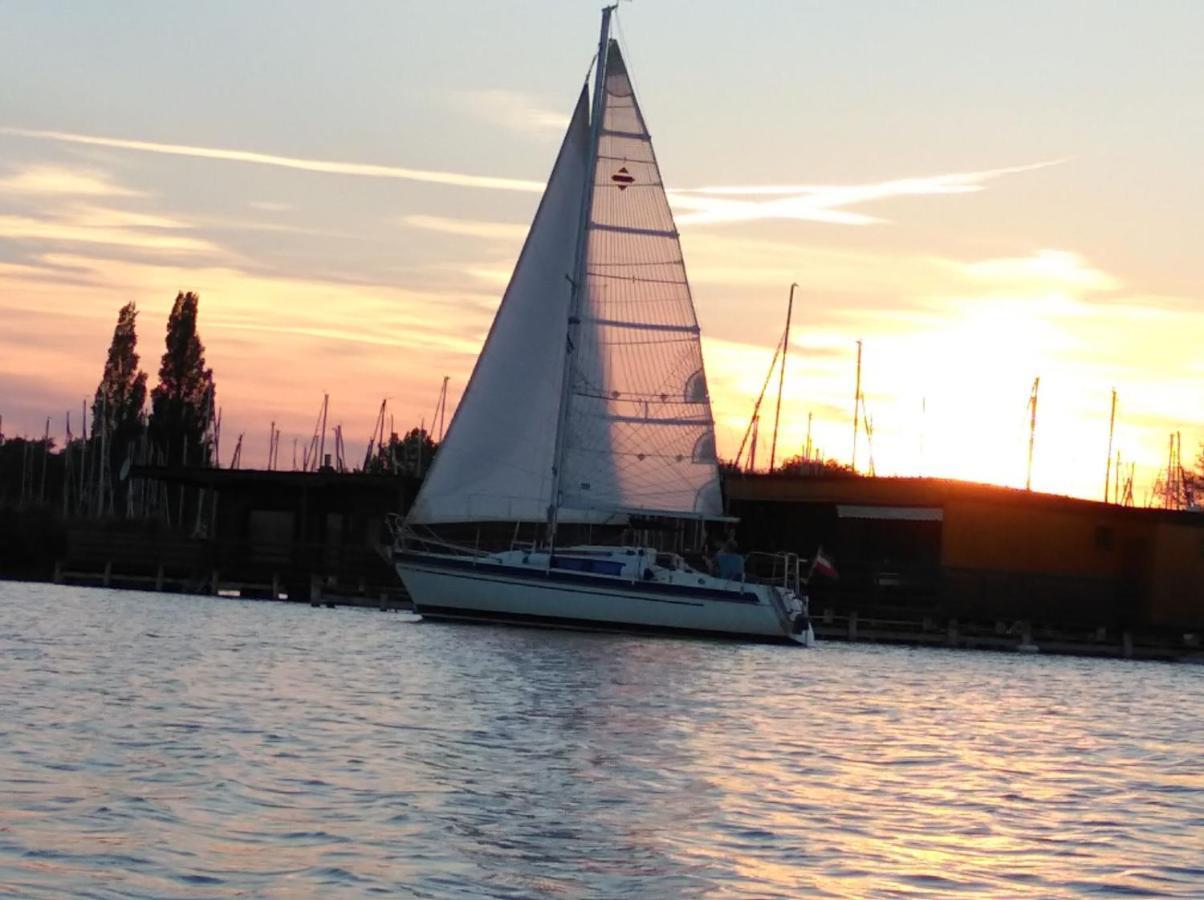 Pfahlbau Sunset II Toplage Inklusive Elektroboot Rust Exterior foto